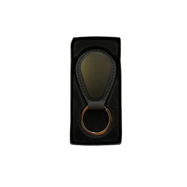 PORTE CLES SIMILI CUIR + METAL + COFFRET 3CLRS