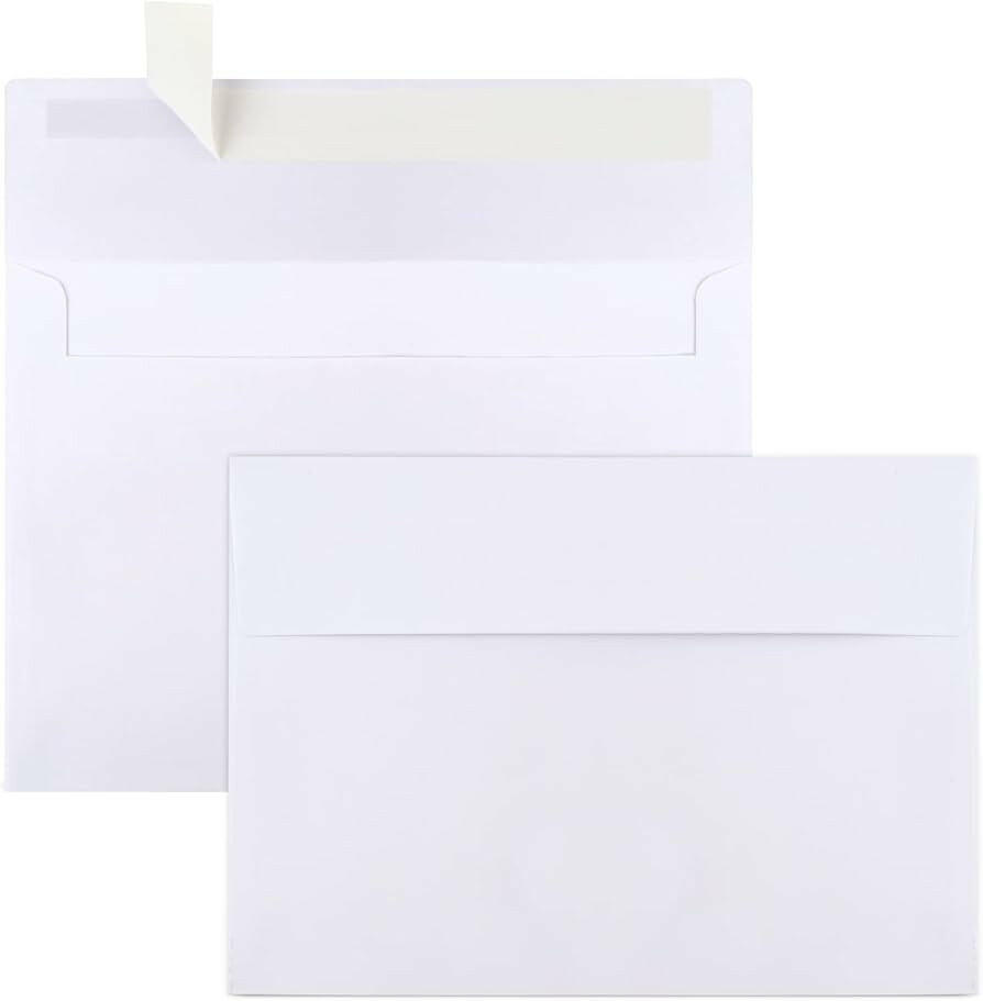 Lot de 50 enveloppes blanches 12x17 cm.